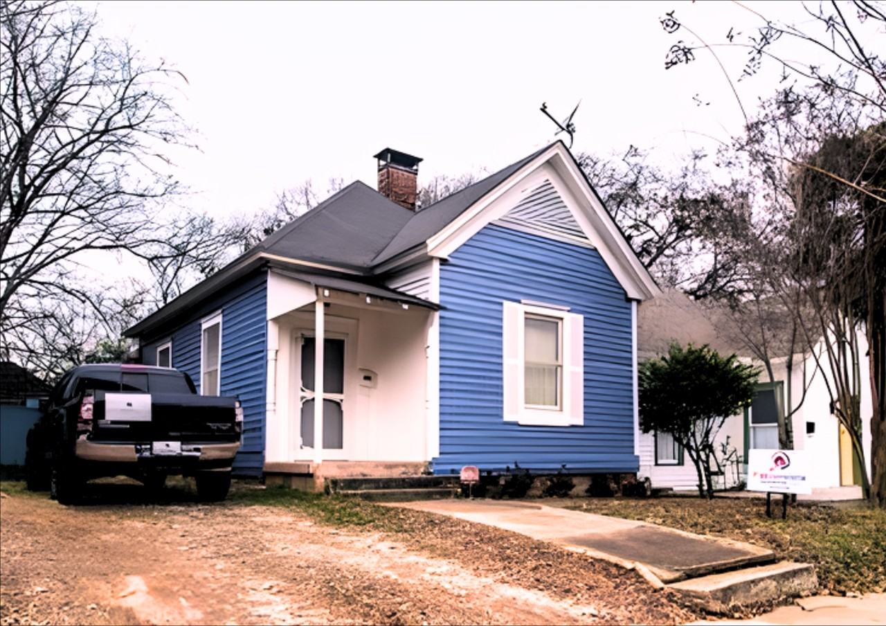 1098 Center St Nw #1 - Photo 2 of 29