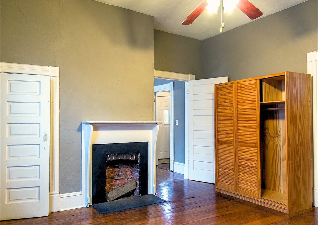 1098 Center St Nw #1 - Photo 3 of 29