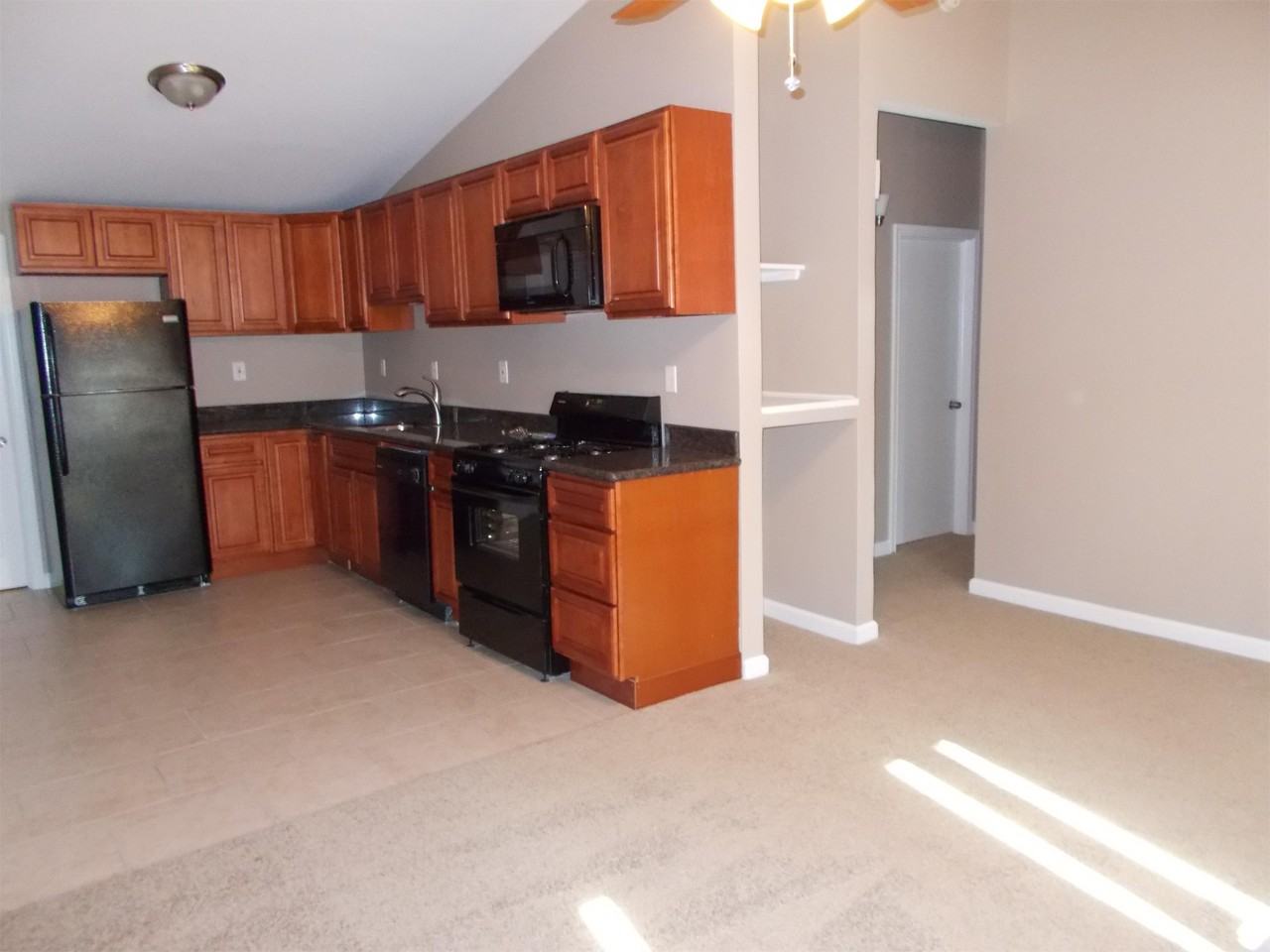 660 Windsor Avenue #1 - Photo 2 of 7