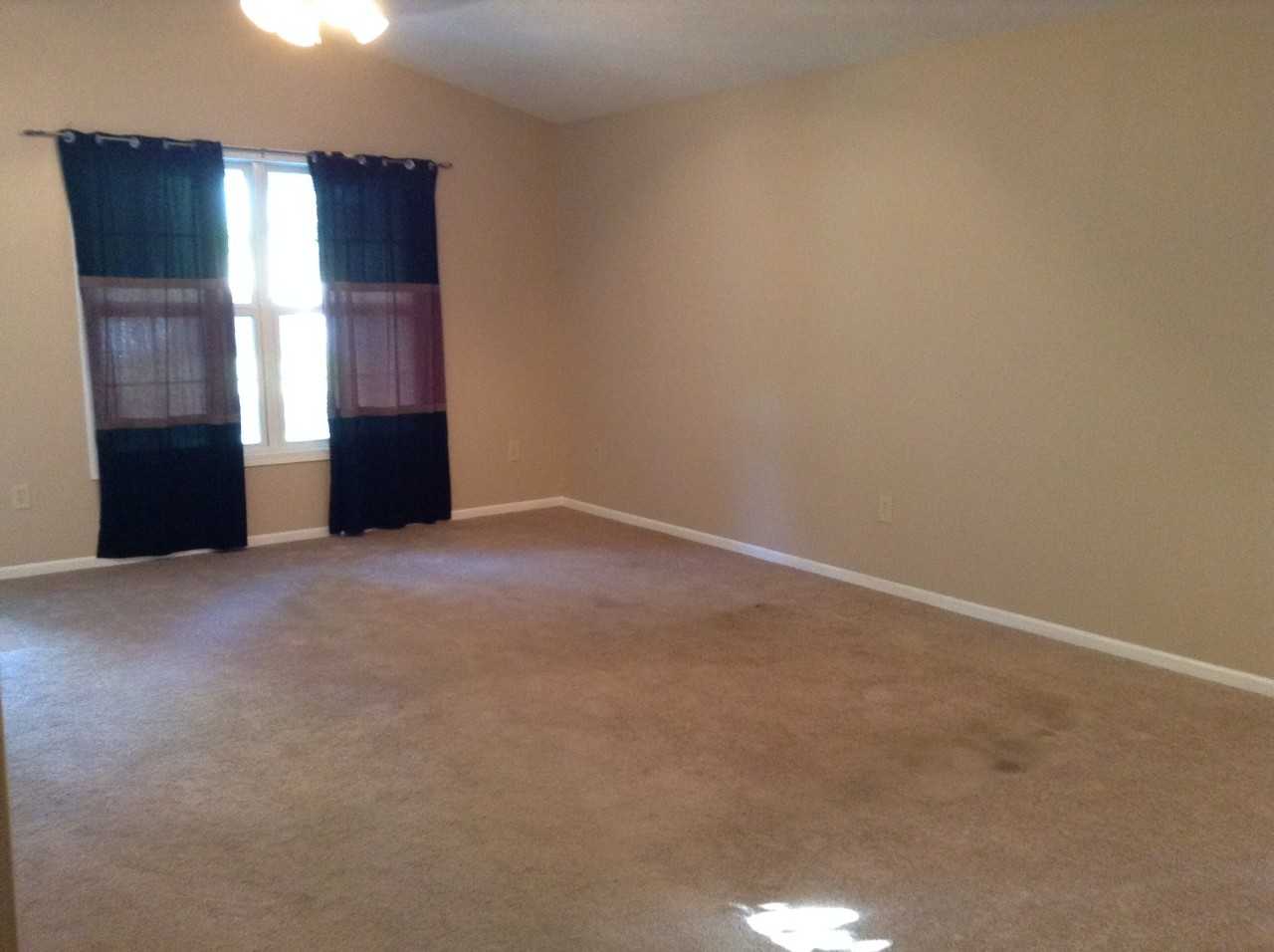 515 West 3rd Street #1 - Photo 3 of 16