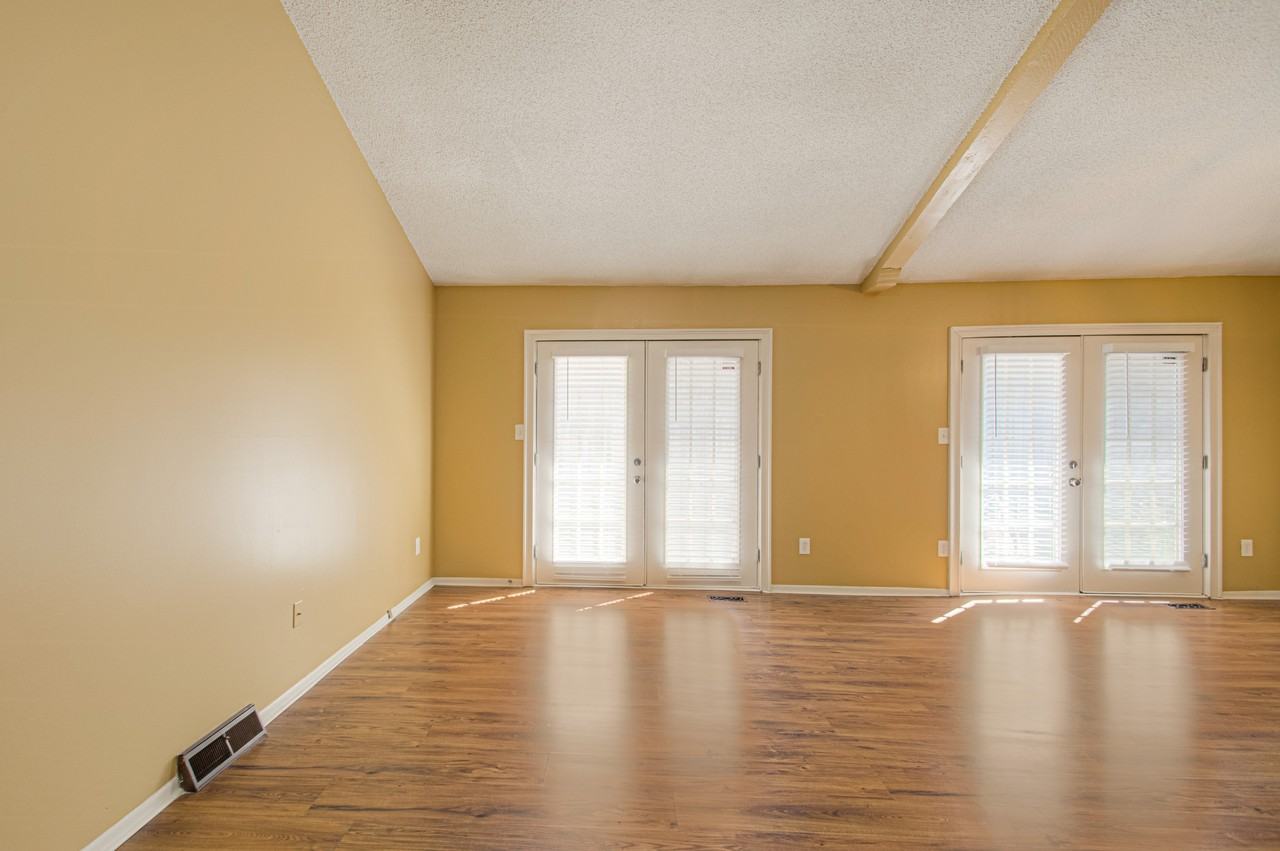 8709 East 109th Terrace #1 - Photo 5 of 38