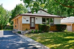 featured image of 1563 Dale Street #lower