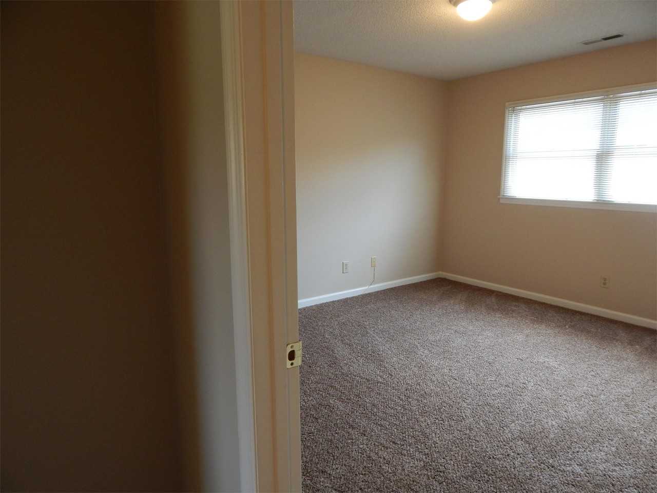 404 Old Timber Road Southeast #404 - Photo 5 of 15