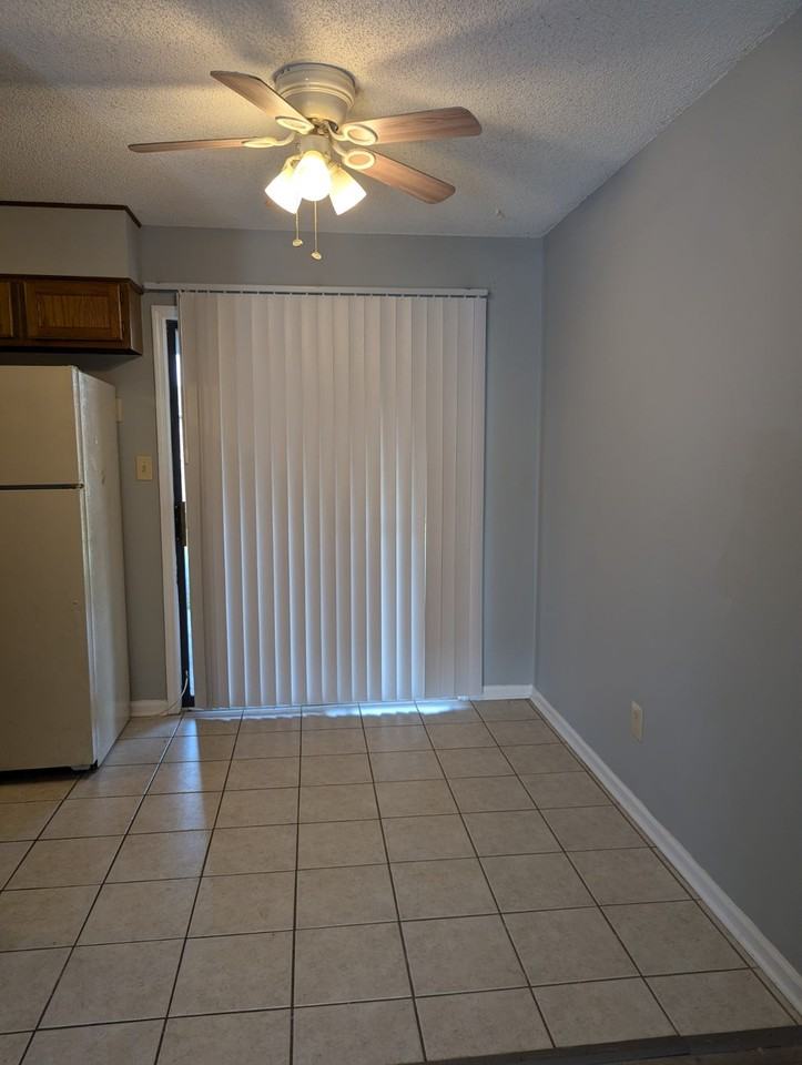 502 Old Timber Rd #502 - Photo 3 of 18