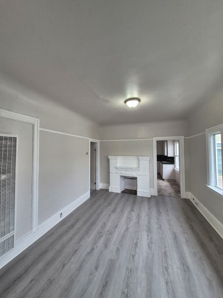 4016 Penniman Ave #1 - Photo 4 of 12