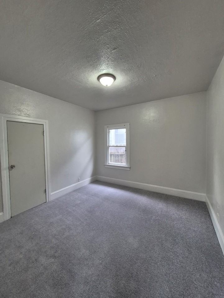 4016 Penniman Ave #1 - Photo 6 of 12