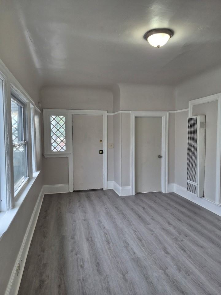 4016 Penniman Ave #1 - Photo 7 of 12