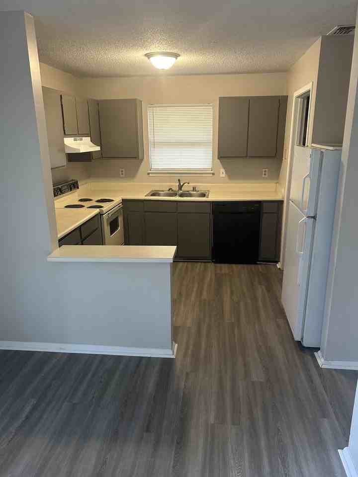 110 Village Lane #110C - Photo 7 of 16