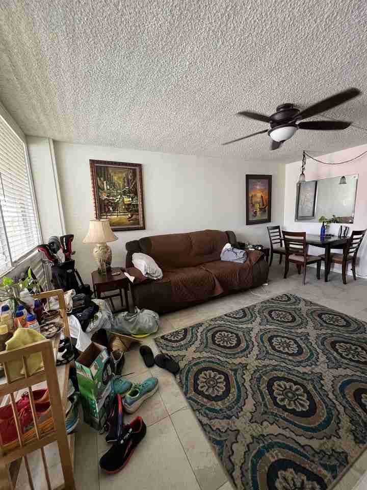 425 Ena Rd - Photo 2 of 10