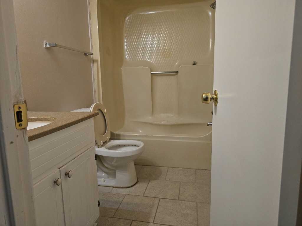 4117 Triana Boulevard Southwest #D - Photo 3 of 30