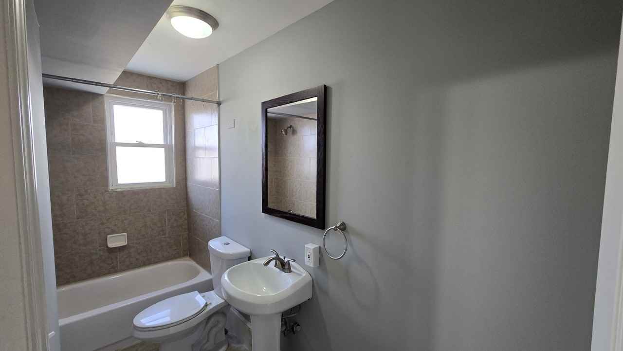 64 Simpson Avenue #64ASIMPSON - Photo 5 of 10