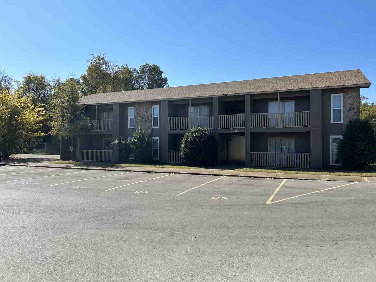 3902 Cobb Road - 101 F #101F - Photo 3 of 38