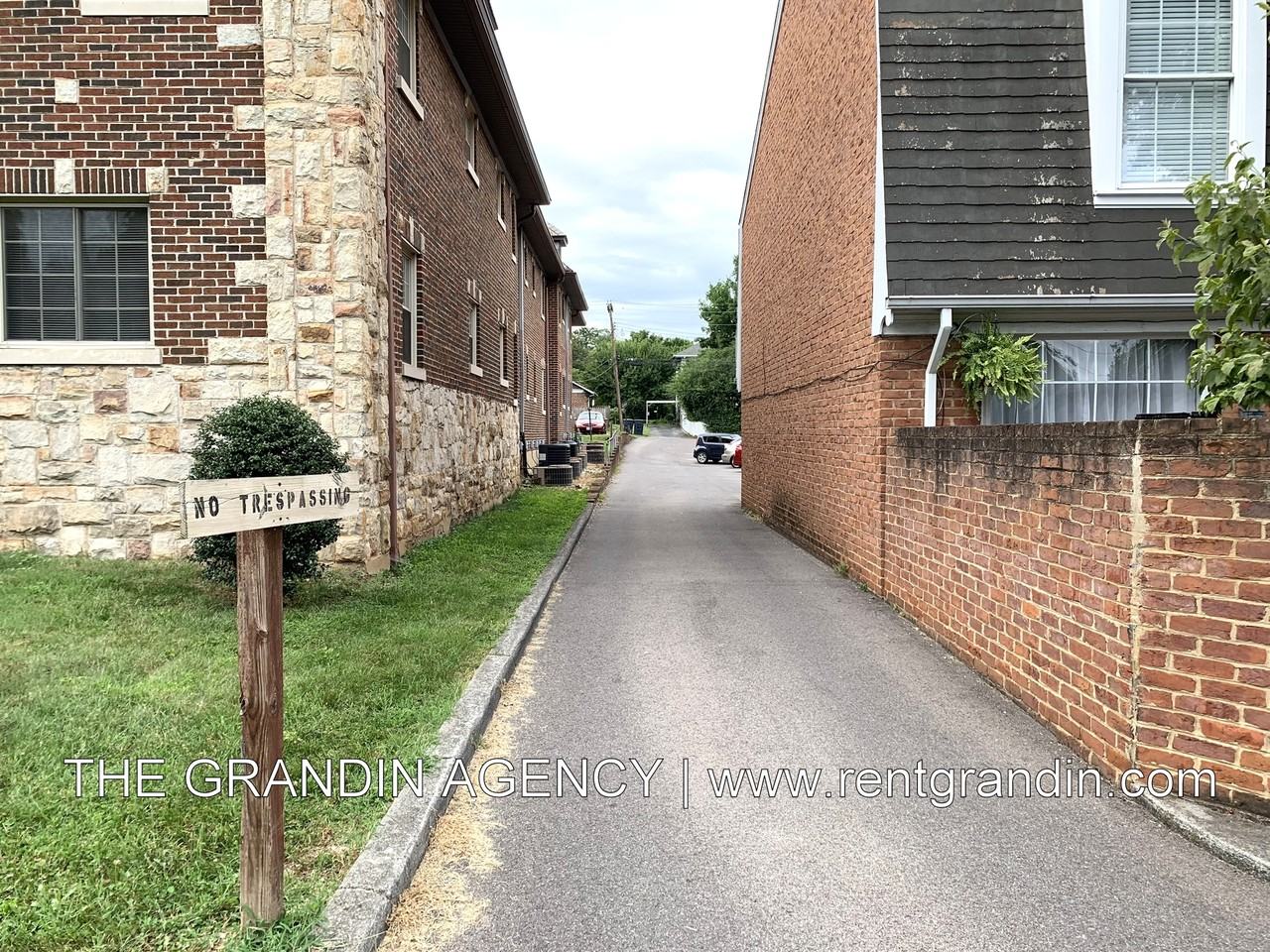 1803 Grandin Road Southwest #1803 - Photo 4 of 35