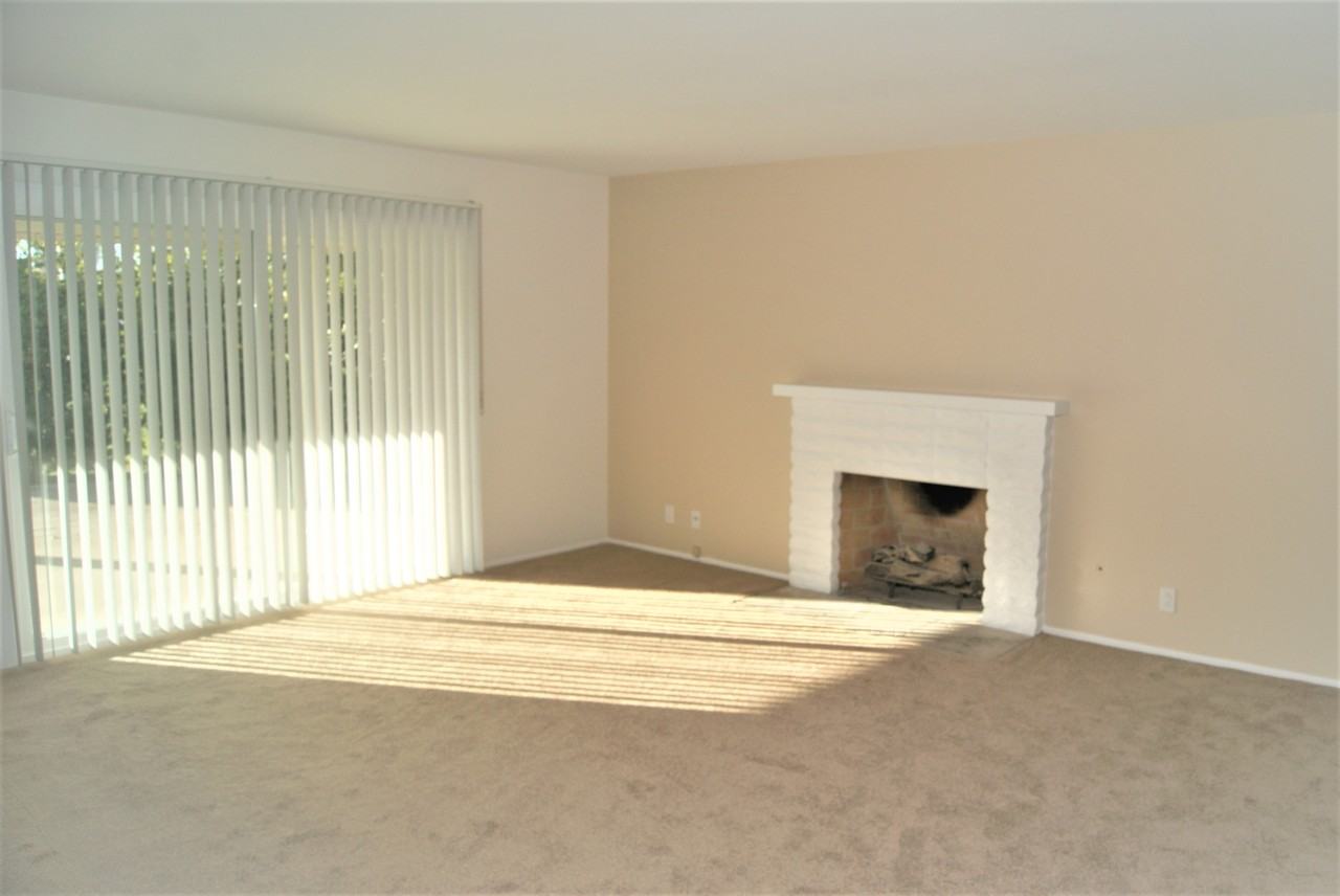 1064 La Reina Dr #1 - Photo 5 of 11