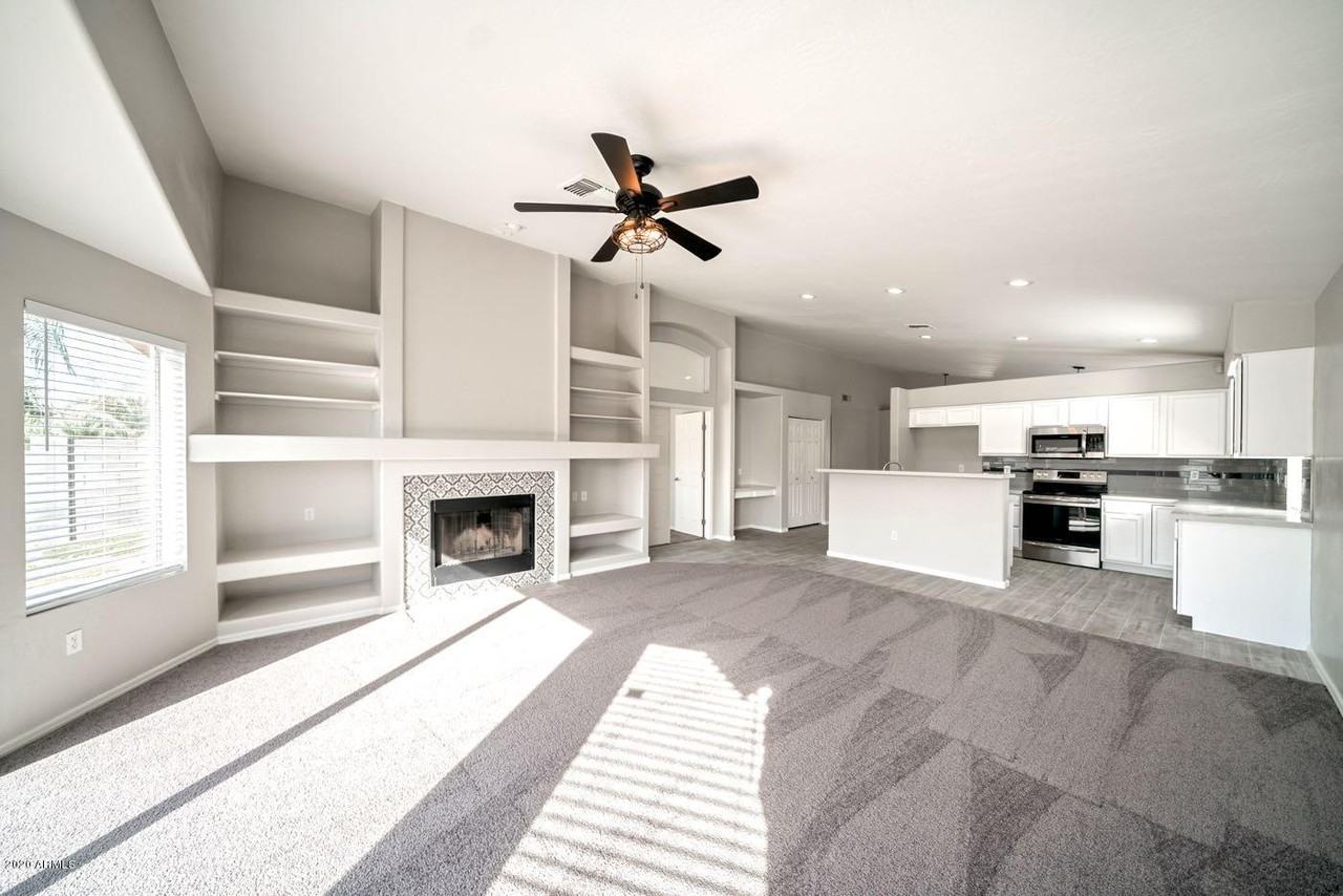 1213 West Glenmere Drive #1 - Photo 3 of 10