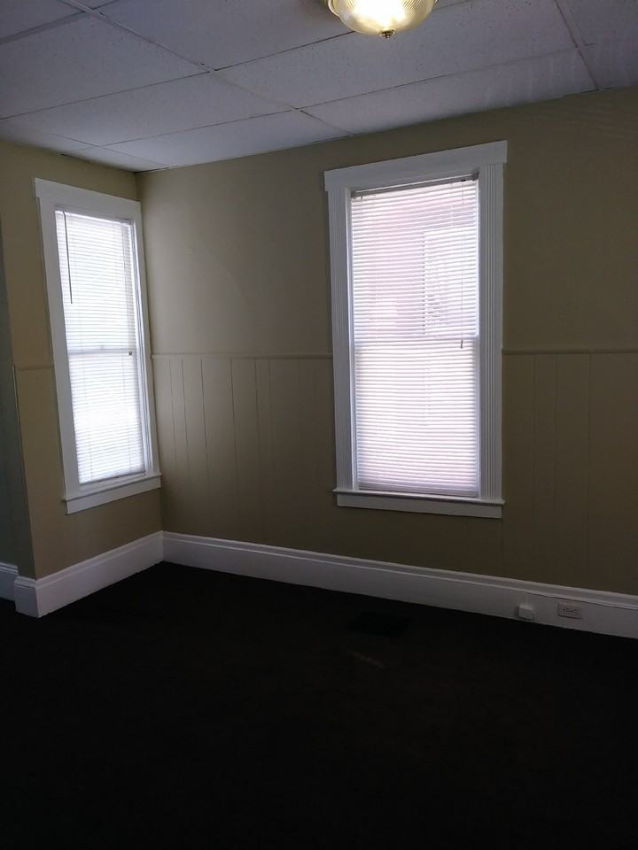 627 West Water Street #A - Photo 7 of 11