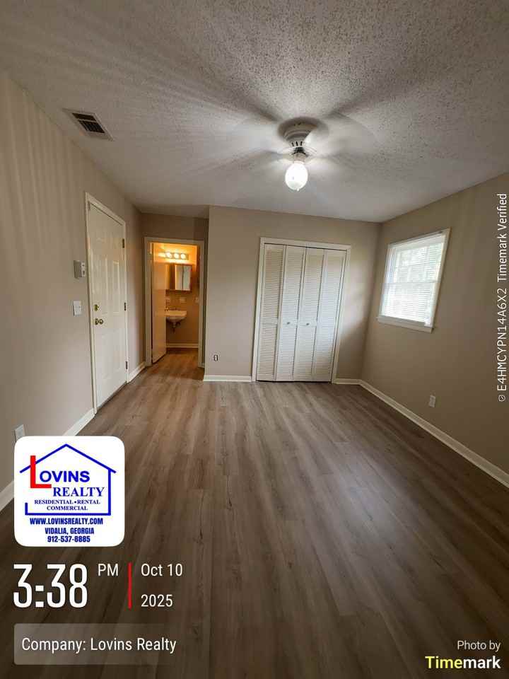 1542 Stella Avenue #1 - Photo 6 of 10