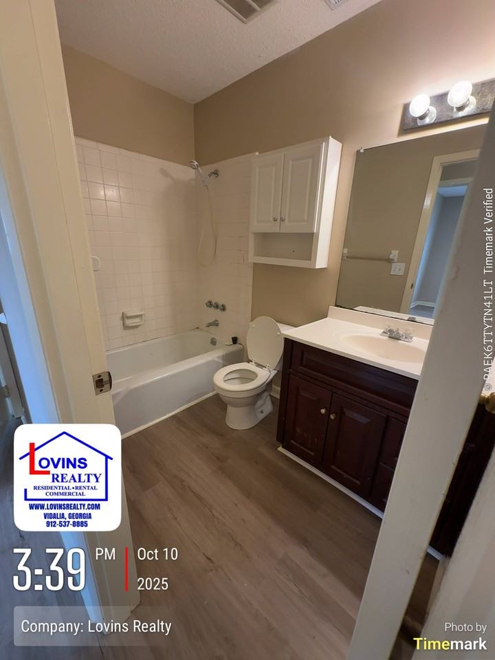 1542 Stella Avenue #1 - Photo 7 of 10