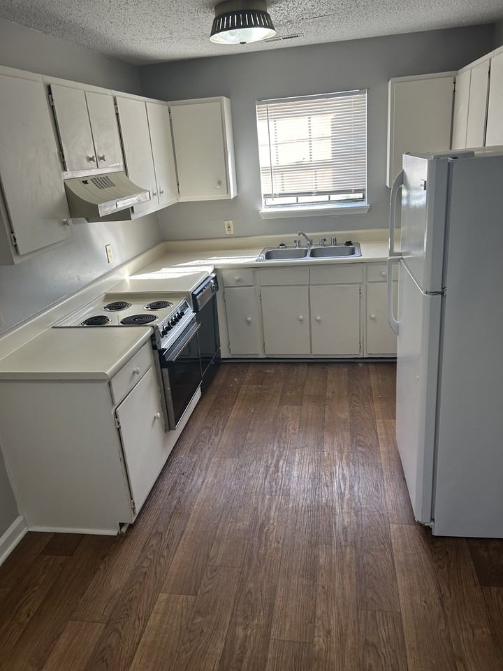 106 Village Lane #106B