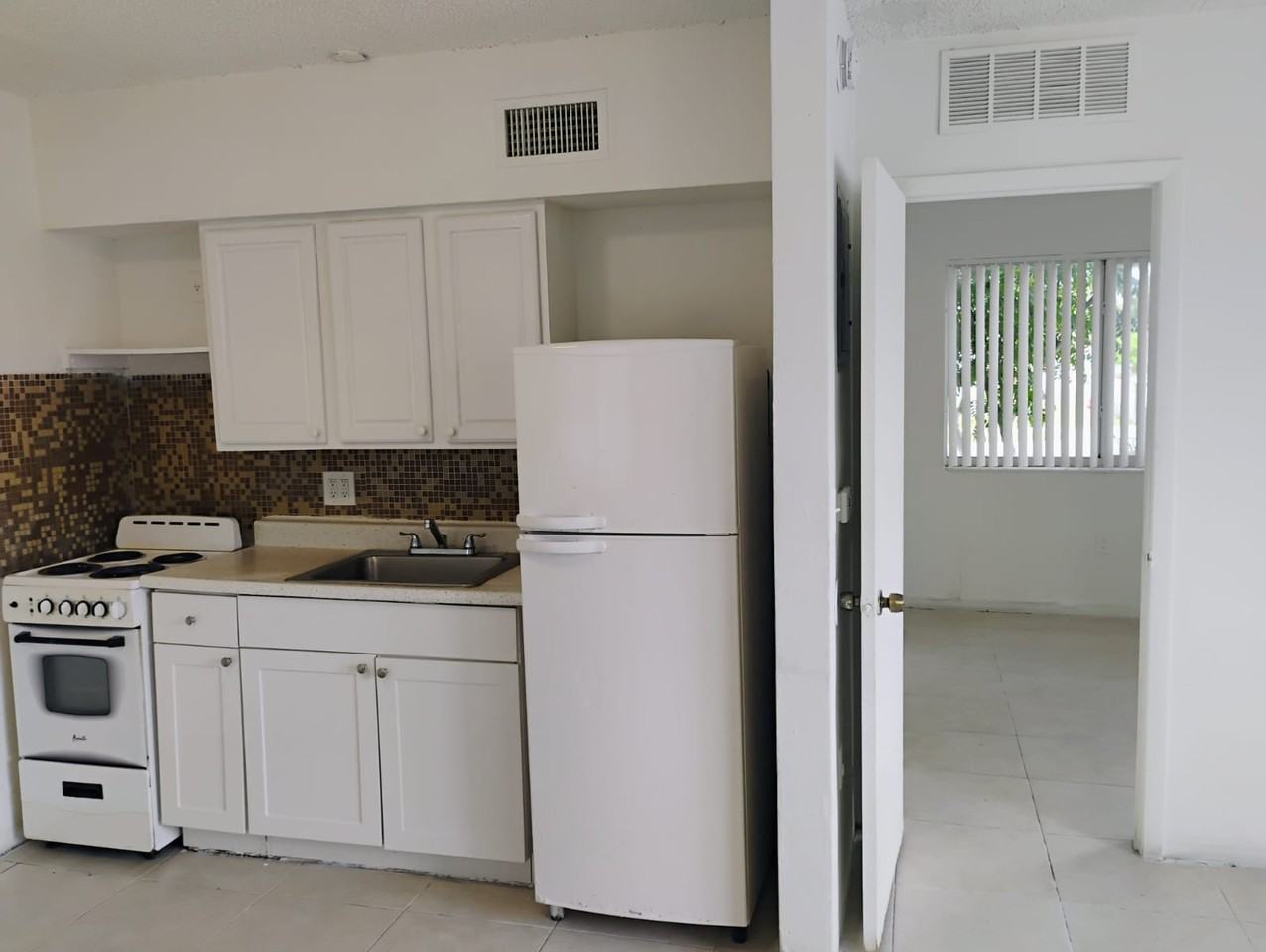 101 Northwest 29th Avenue #1