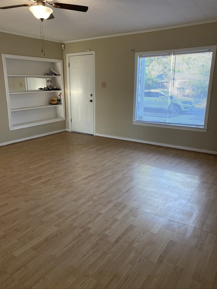 311 North Van Buren Street #1 - Photo 4 of 10