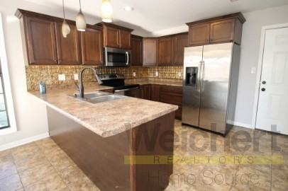 704 4th Avenue North #1 - Photo 4 of 25