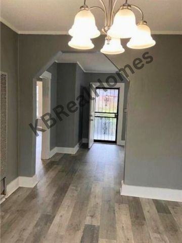 772 Kippley St #1 - Photo 4 of 20