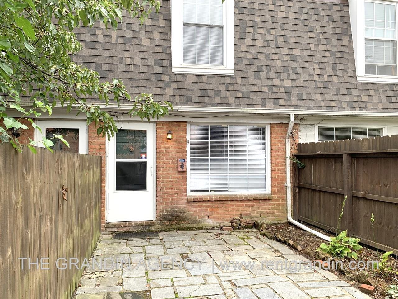 2008 Sherwood Ave Sw - Photo 4 of 41