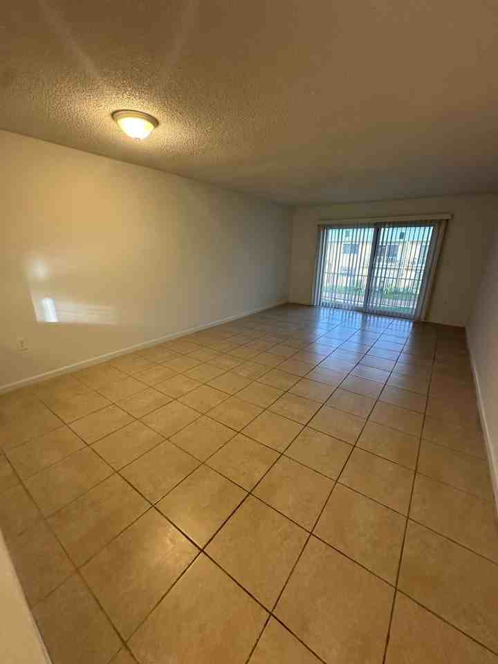 505 505 Northwest 177th Street - 1unit 235 #1 - Photo 5 of 10