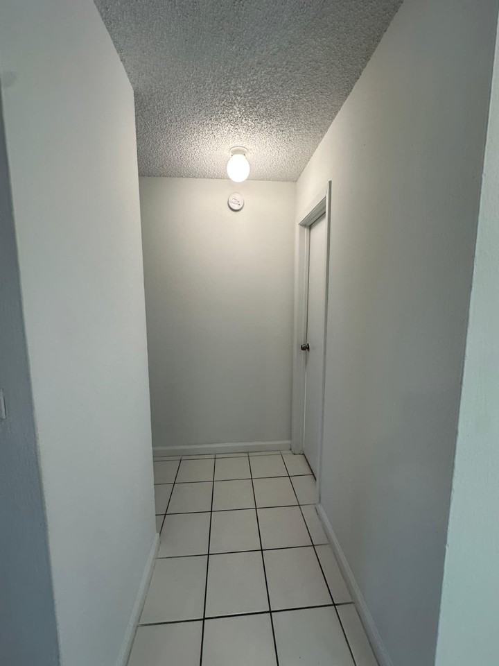 505 505 Northwest 177th Street - 1unit 235 #1 - Photo 7 of 10