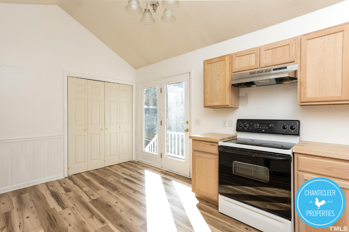 326 Wilson St #1 - Photo 3 of 26