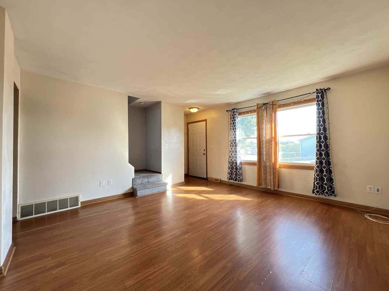 3727 Hillcrest Road #1 - Photo 4 of 16