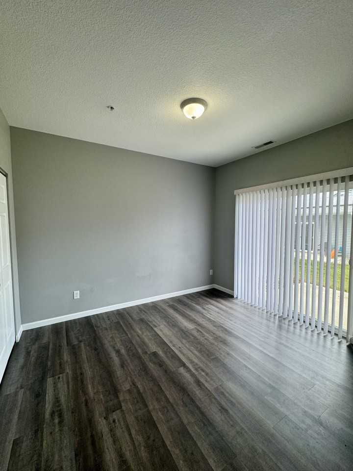 6714 Solid Rock Dr #6714 - Photo 3 of 16