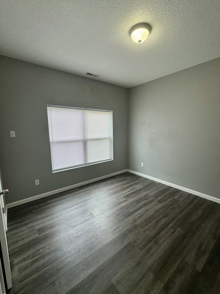 6714 Solid Rock Dr #6714 - Photo 4 of 16