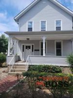 featured image of 825 Wabash Street #1