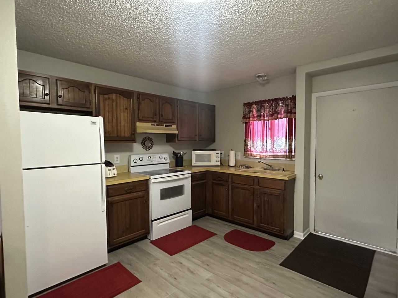 414 1st Street #2 - Photo 7 of 10