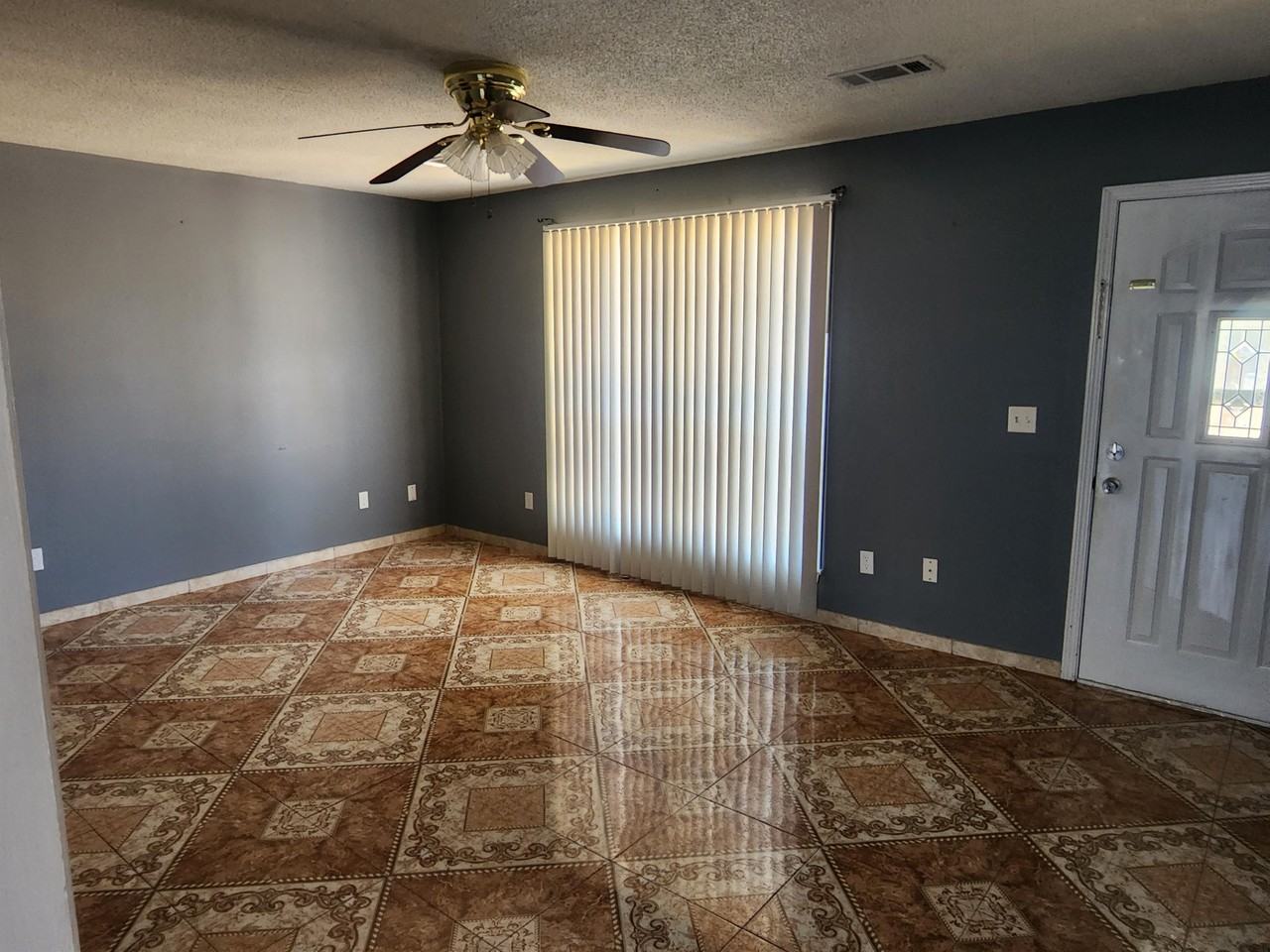 413 S Fulton St #1 - Photo 2 of 16