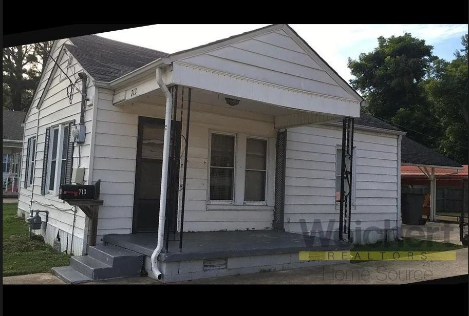 713 West Mueller Street #1 - Photo 3 of 4