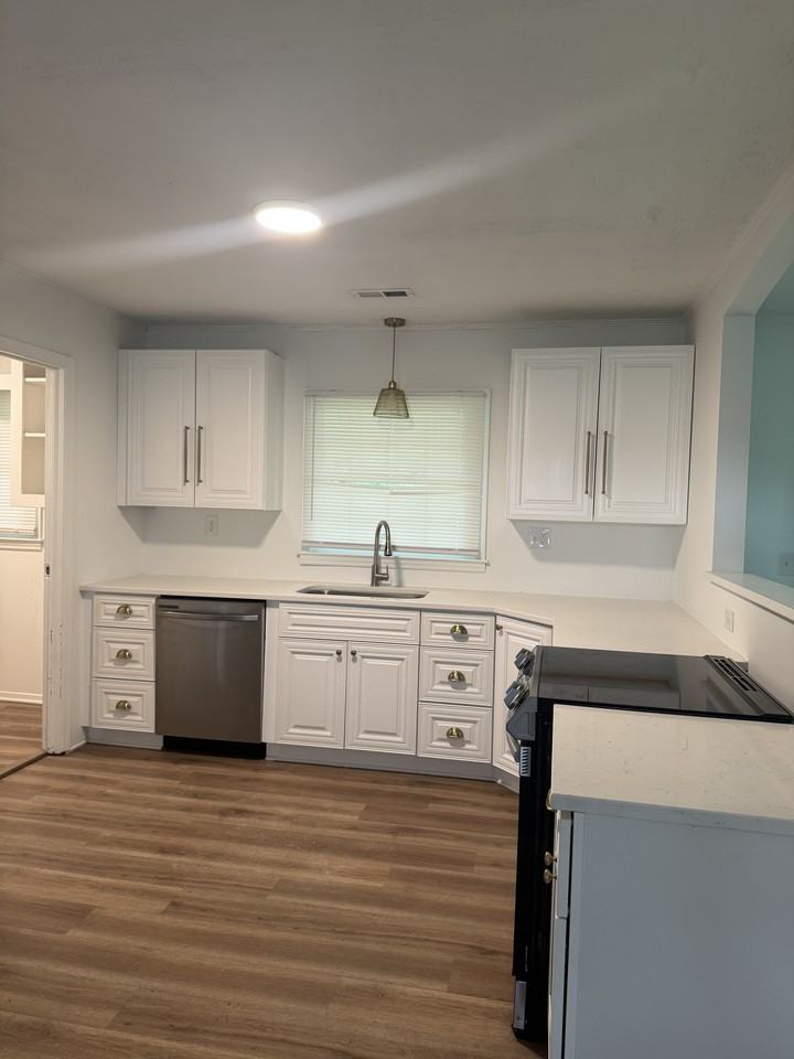 4715 Rimer Rd #1 - Photo 5 of 16