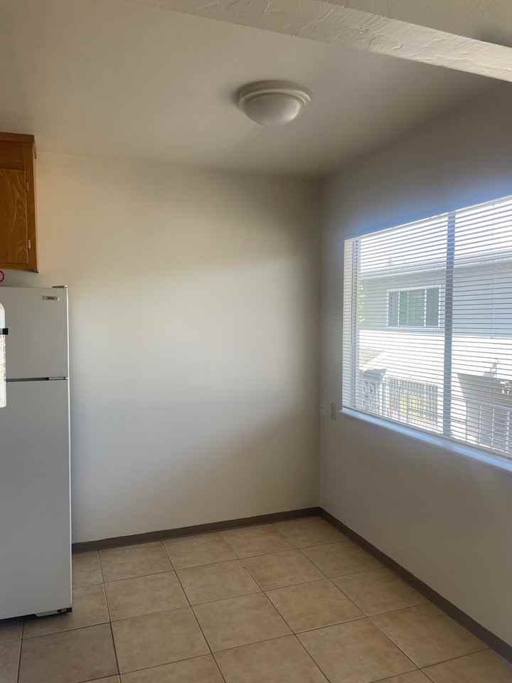 3669 39th Ave #7 - Photo 4 of 17