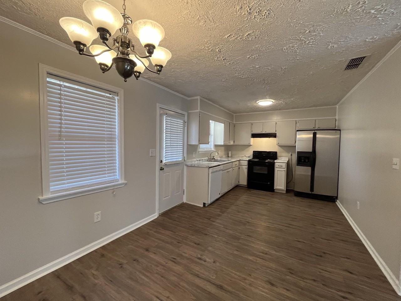 139 Katie Lynn Street East #1 - Photo 2 of 17