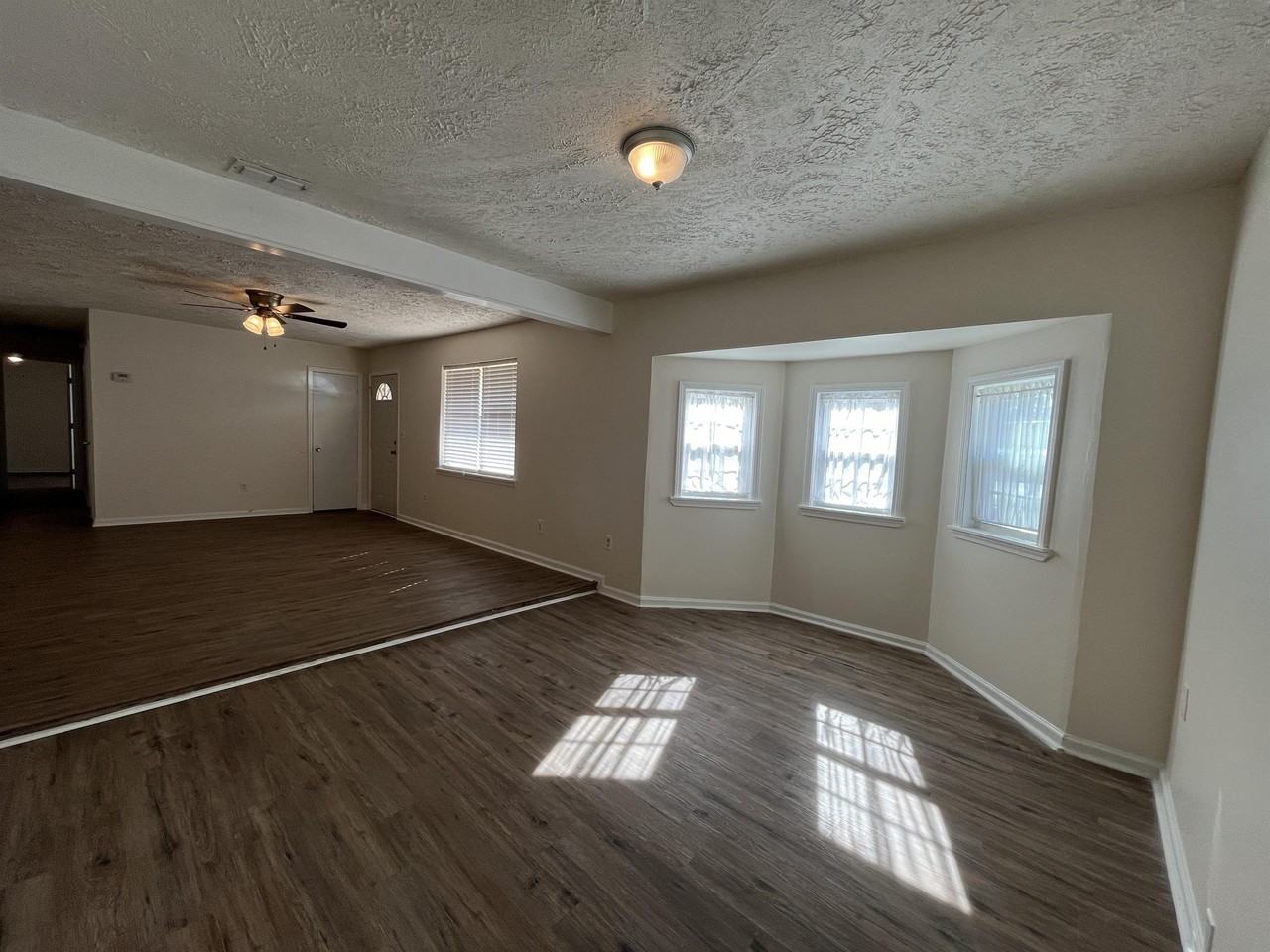 139 Katie Lynn Street East #1 - Photo 4 of 17