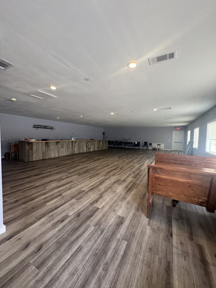 725 North St W #A - Photo 3 of 10