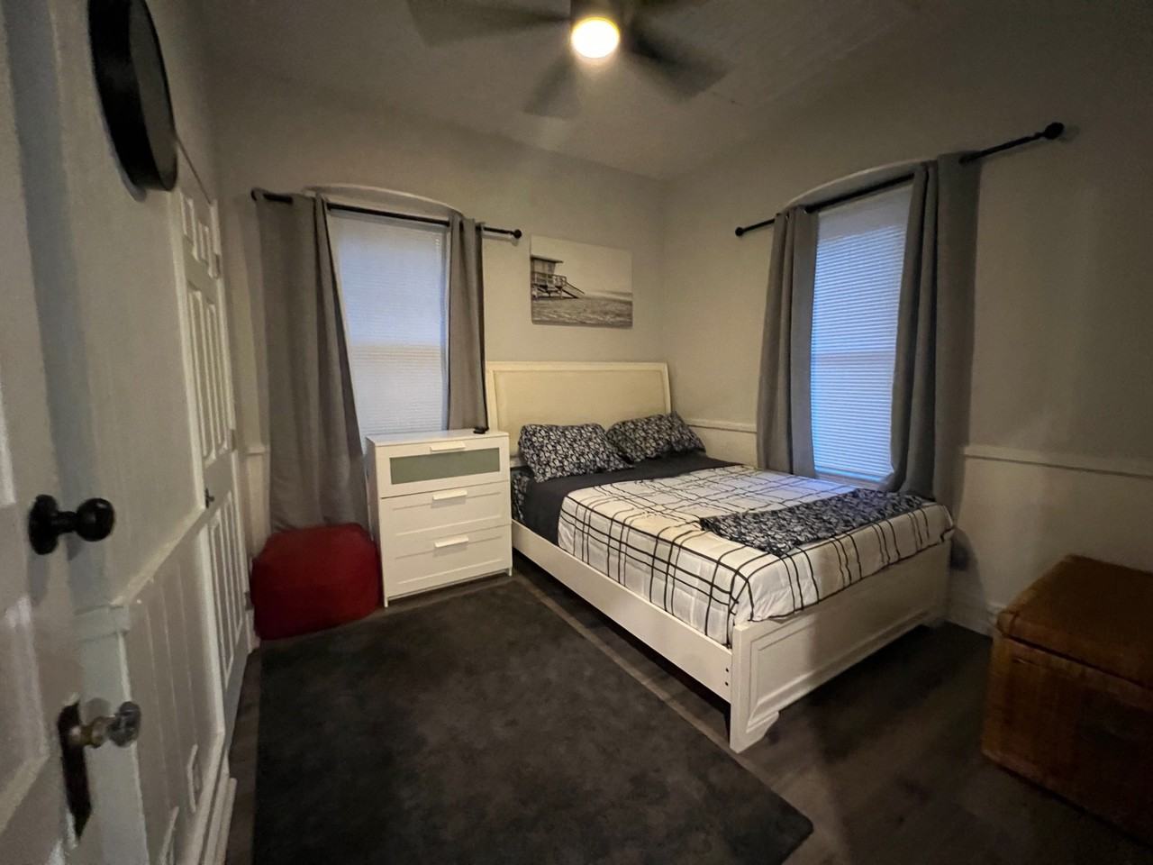 1077 Hampton St Nw #1 - Photo 6 of 13