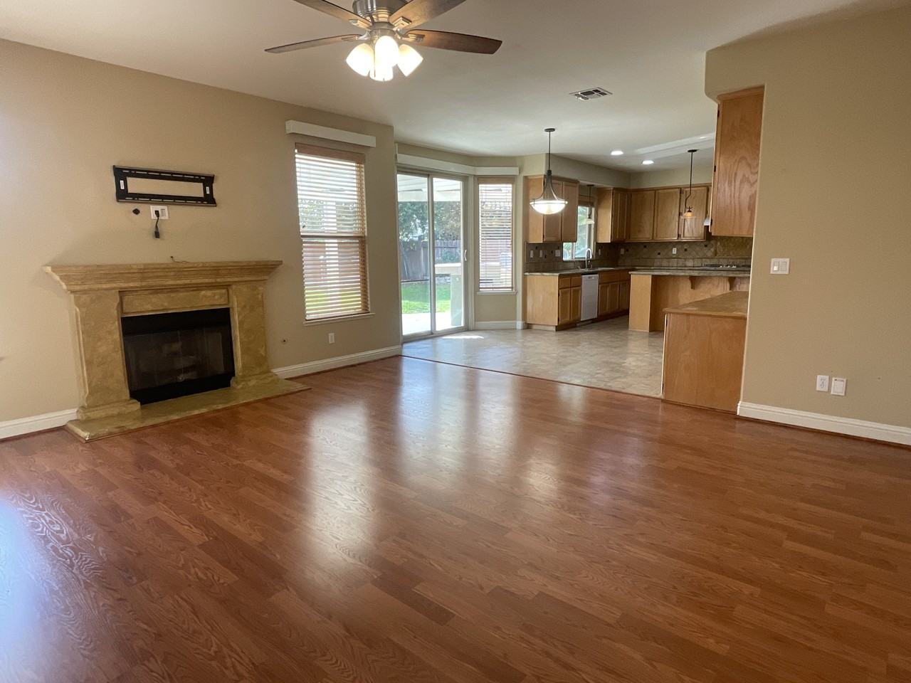 9772 Ellsmere Way #1 - Photo 4 of 27