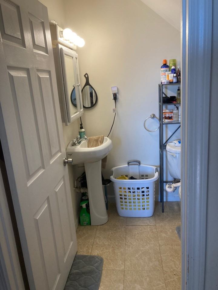 250 Summerfield Avenue #3rdFL - Photo 4 of 11