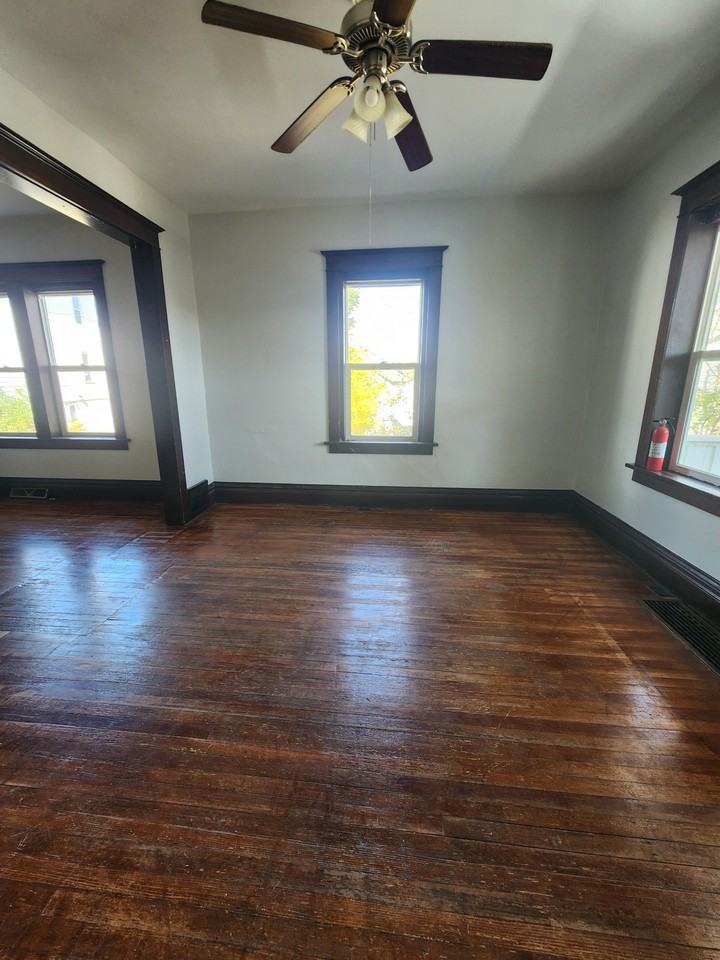 809 West 8th Street #1 - Photo 2 of 13