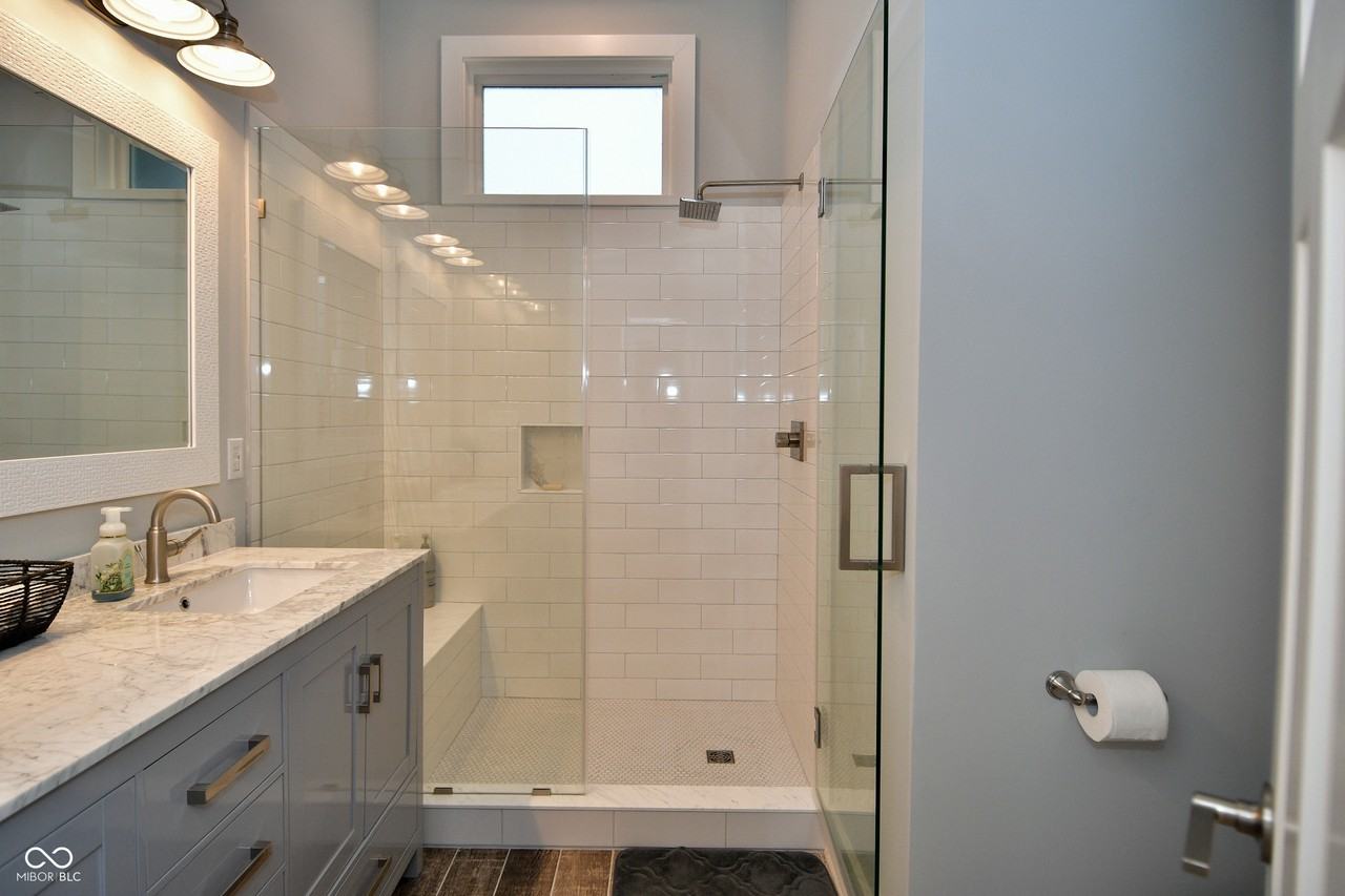 1426 Olive St #1 - Photo 7 of 30