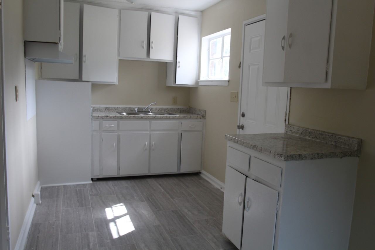 1400 Avalon Avenue 1400 - 1 #1 - Photo 4 of 8