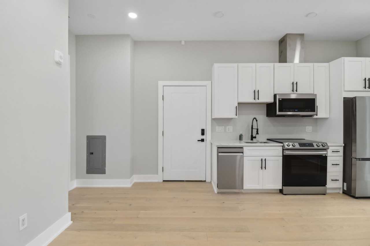 2213 2213 M Street Northeast - 1Unit 4 #4 - Photo 6 of 30